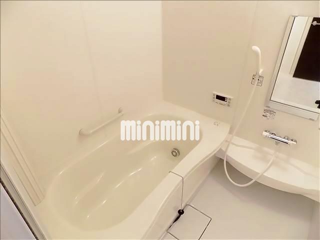 バス・シャワールーム　大きなお風呂でゆったりバスタイム