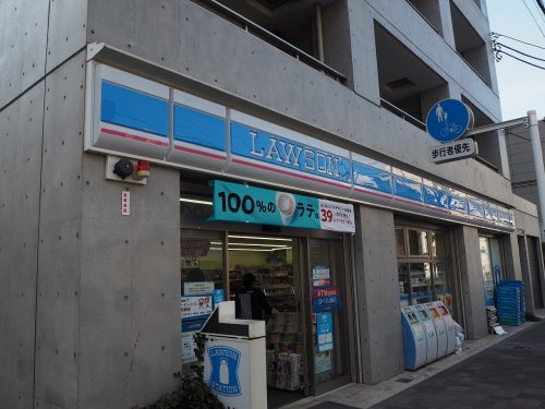 コンビニ　ローソン 新大橋一丁目店（コンビニ）まで300m