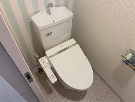 トイレ　トイレ