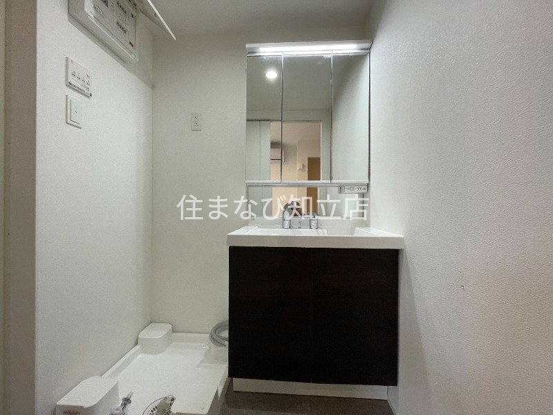 洗面設備　同型タイプ