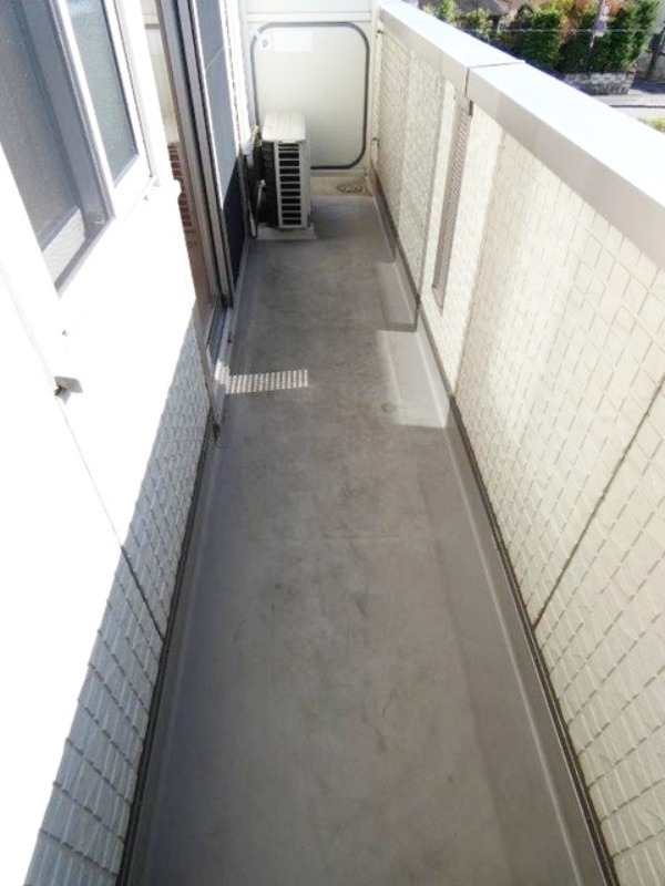 バルコニー　図面と現状に相違がある場合には現状を優先