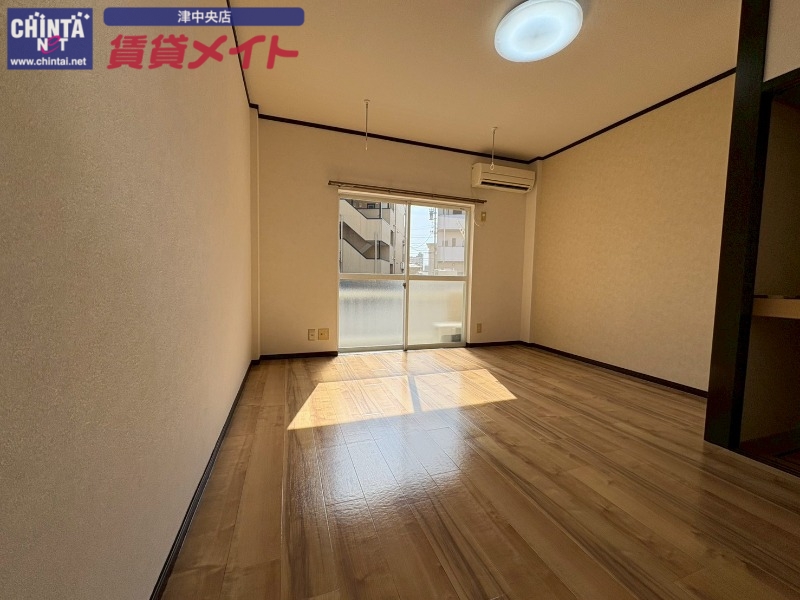 居室・リビング　別部屋の写真