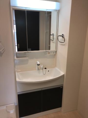 洗面設備　洗髪洗面化粧台