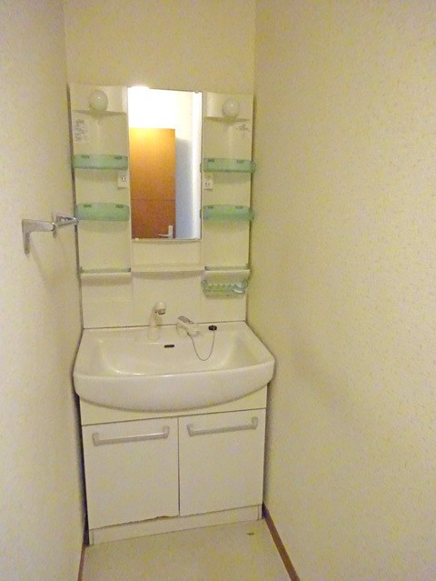 洗面設備　身支度に便利な洗面台♪