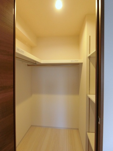 収納　ウォークインクローゼット