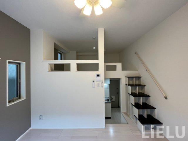 居室・リビング　同シリーズ物件のモデルルームになります※現況優先