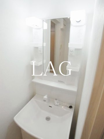 洗面設備　洗面台です。
