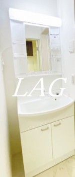 洗面設備　独立洗面台です。