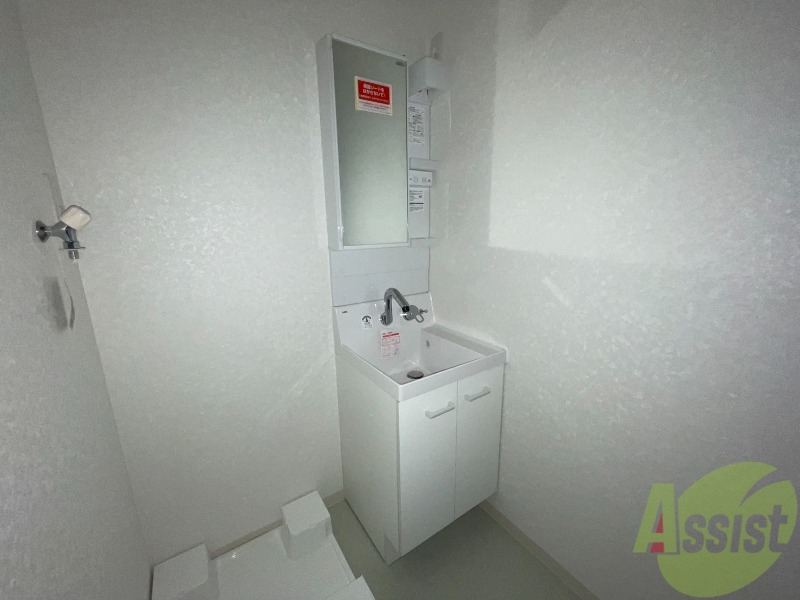 洗面設備　洗面台は独立しています。朝の身支度はこちらでどうぞ～