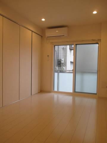 居室・リビング　?