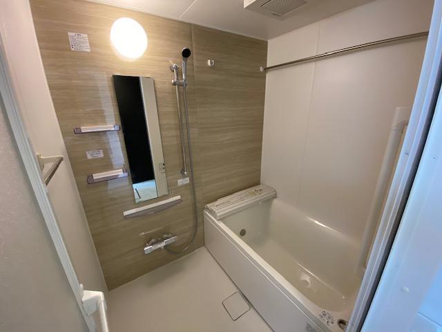 バス・シャワールーム　バス