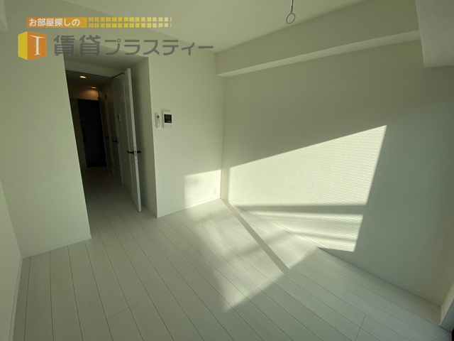 居室・リビング　人気の白ベースのお部屋。