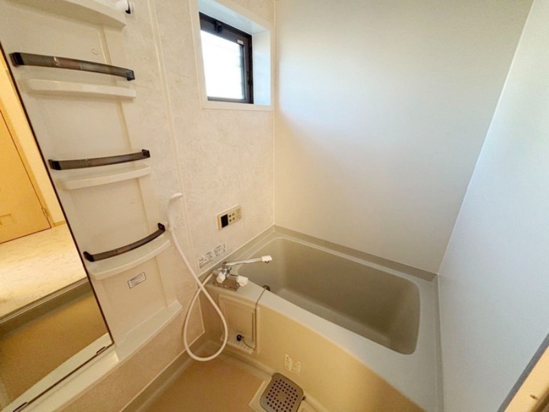 バス・シャワールーム　図面と現状に相違がある場合には現状を優先