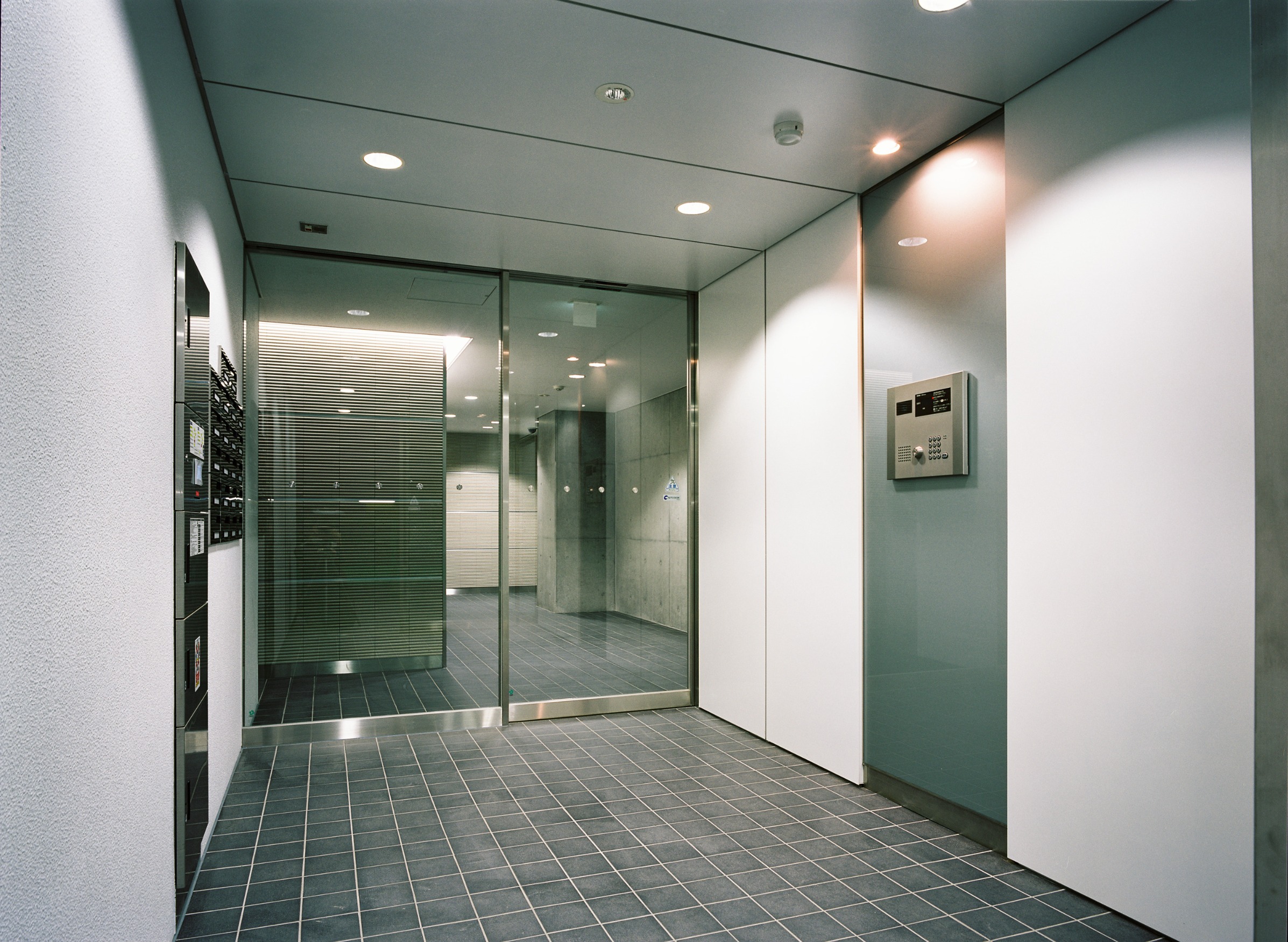 エントランス　★お問い合わせは044-299-8985★