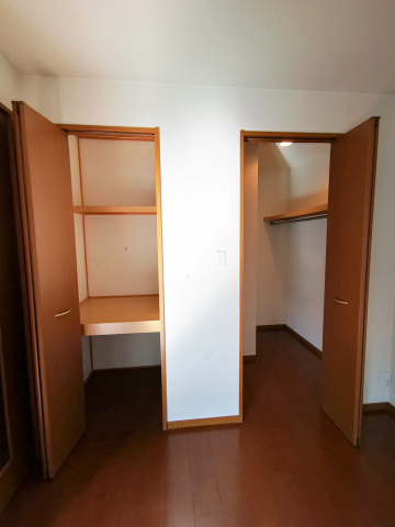 収納　ウォークインクローゼット