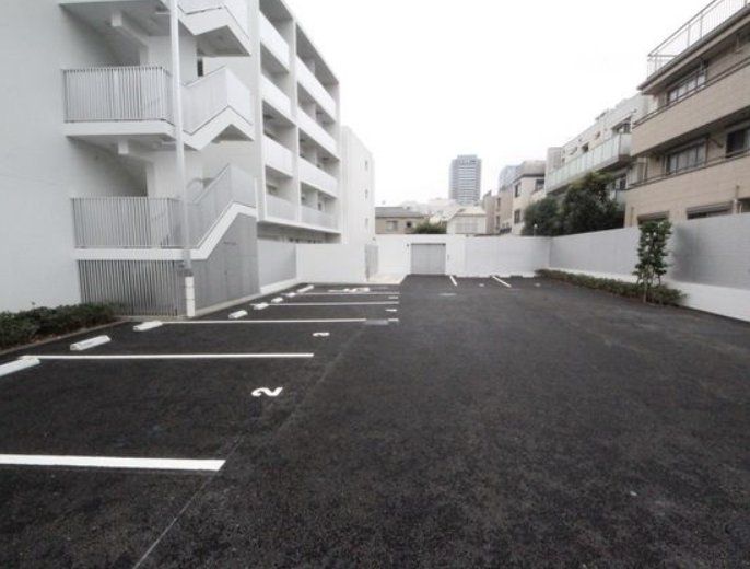 駐車場　駐車場