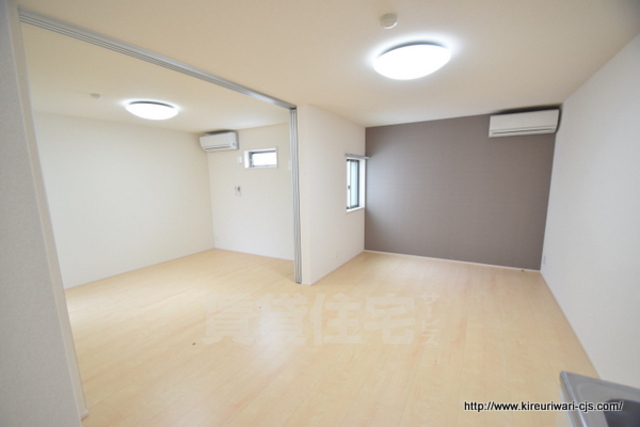 居室・リビング　居間