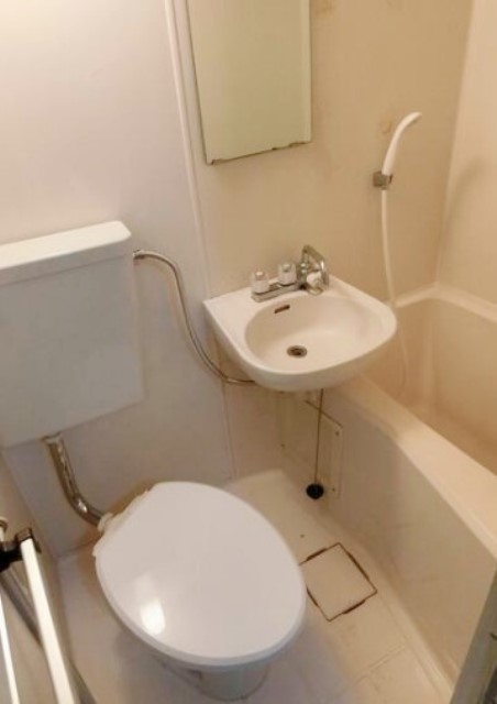 バス・シャワールーム　別部屋同仕様タイプ