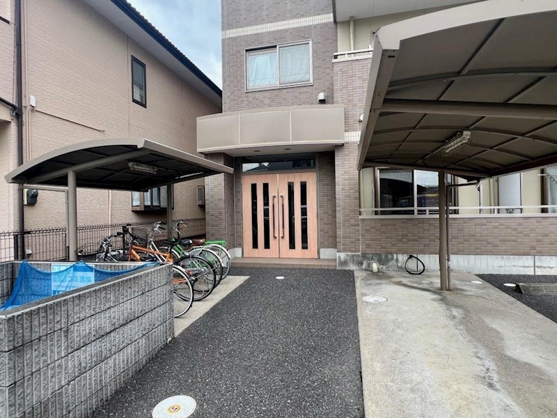 その他共有部分　屋根付き駐輪場