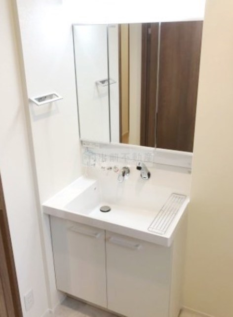 洗面設備　同仕様参考