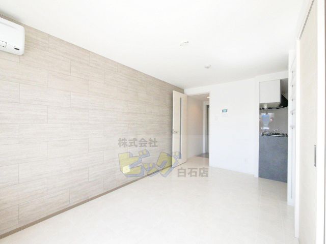 居室・リビング　Ｗｉ－Ｆｉ付きインターネット無料導入のマンションです♪