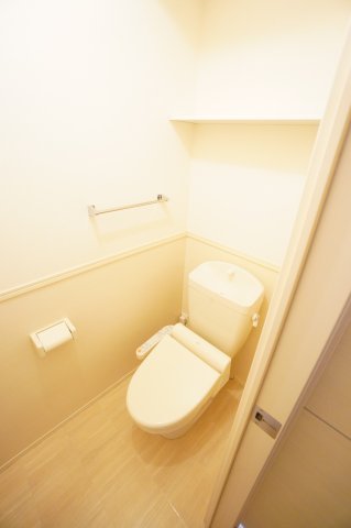 トイレ　※同物件・同タイプの写真です。