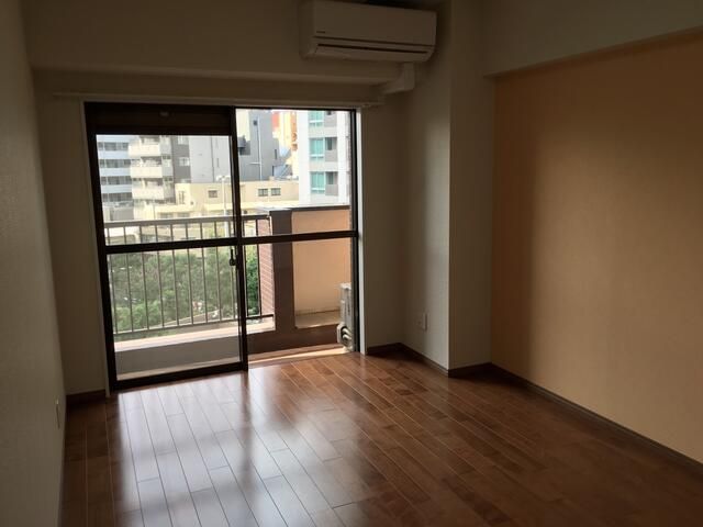 居室・リビング　※別部屋参考写真