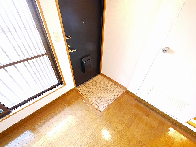 玄関　シンプルで使いやすい玄関です