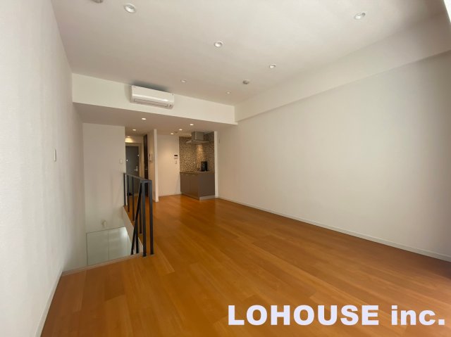 居室・リビング　別室参考画像です。