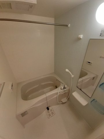 バス・シャワールーム　お風呂で日々の疲れを落としましょう