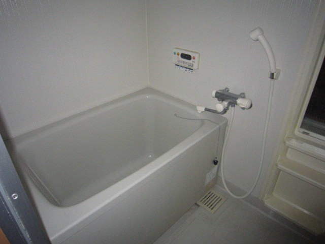 バス・シャワールーム　バス（イメージ）