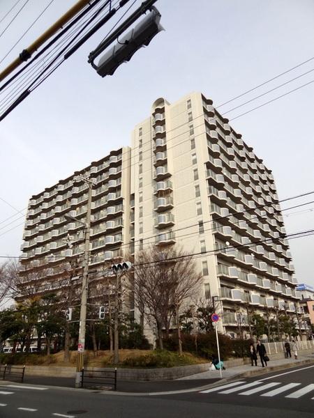 建物外観　分譲マンションで重厚感あり！