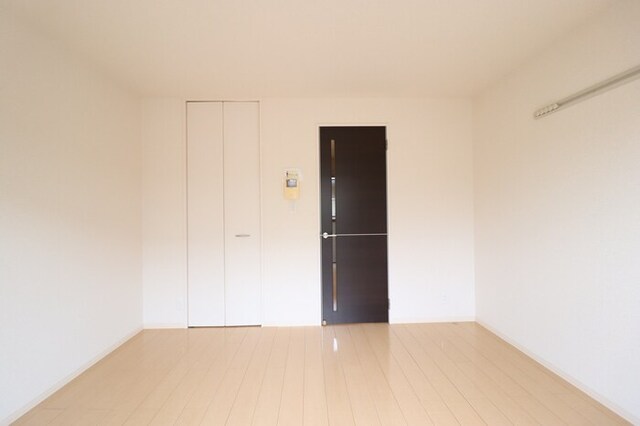 居室・リビング　洋室８帖