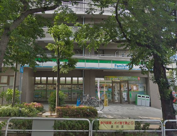 コンビニ　ファミリーマート 小浦西五反田四丁目店（コンビニ）まで412m