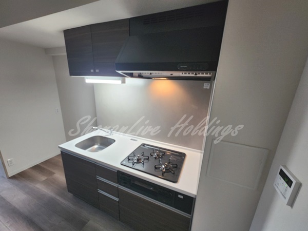 キッチン　コンパクトなキッチンで掃除もラクラク