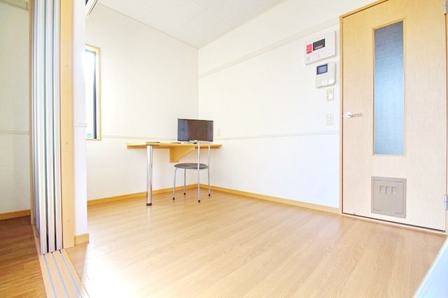 居室・リビング　★お部屋探しはタウンハウジング稲田堤店まで★