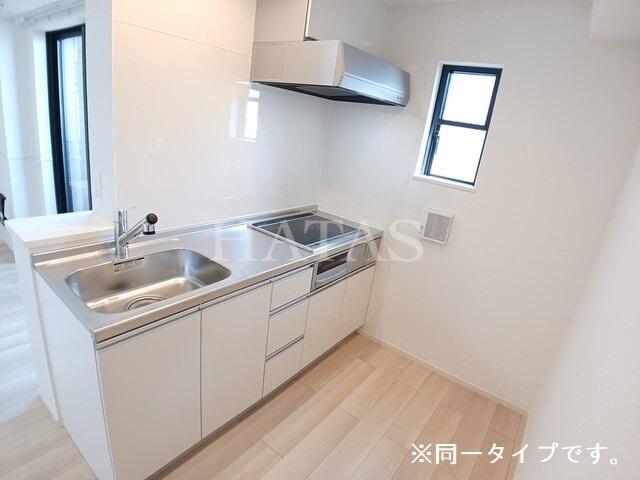 キッチン　同型タイプの写真です