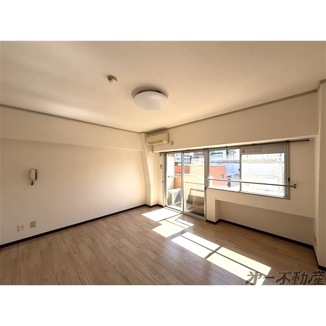 居室・リビング　洋室