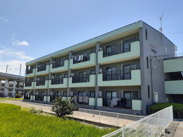 建物外観　きれいな外観です