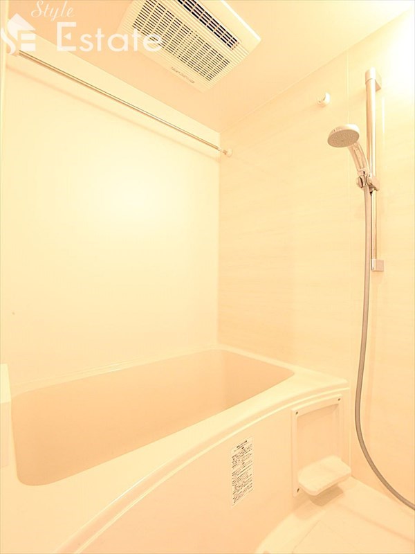 バス・シャワールーム　バスルーム