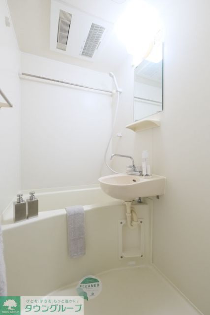 バス・シャワールーム　※家具・小物はイメージです。