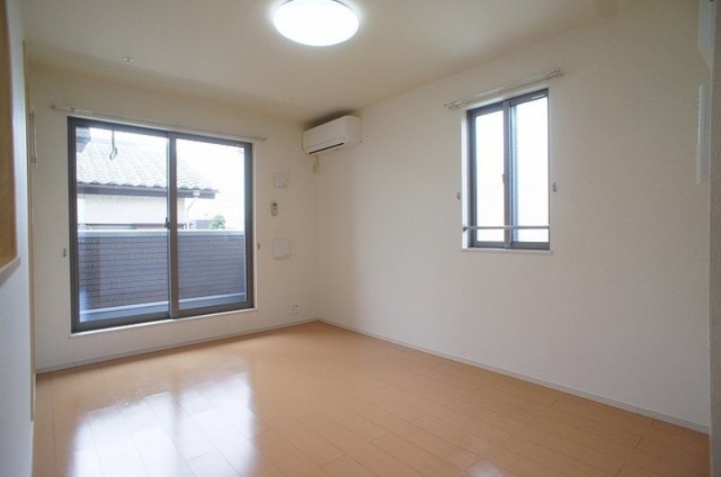 居室・リビング　図面と現状に相違がある場合には現状を優先