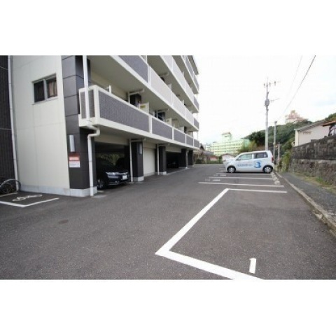 駐車場　☆一台無料☆