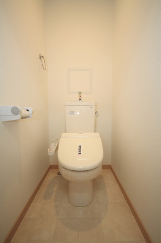 トイレ　☆温水洗浄便座☆