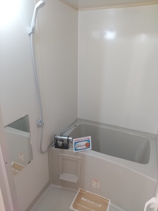 バス・シャワールーム　浴室