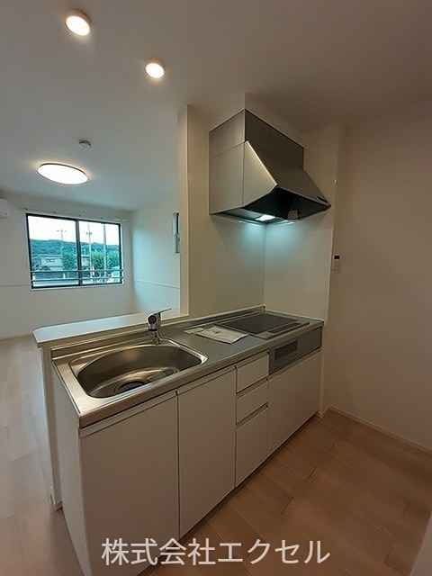 キッチン　カウンターキッチンです。