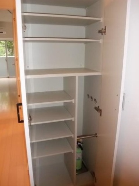 収納　シューズボックス