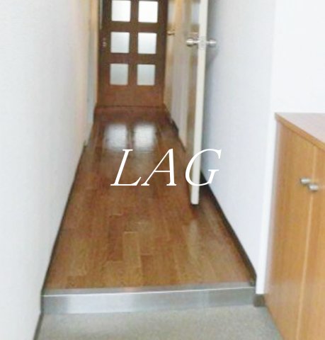 玄関　玄関です。