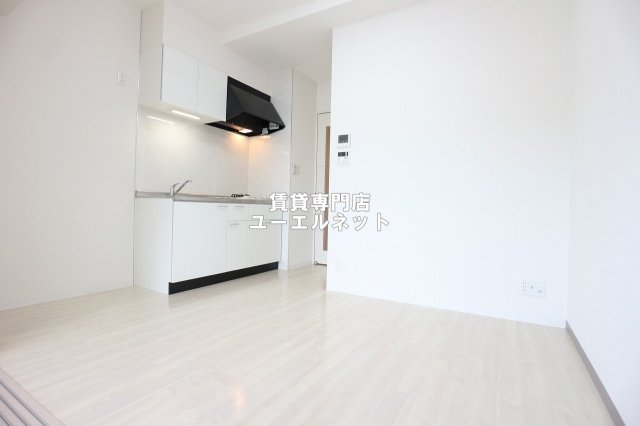 居室・リビング　ゆったりとくつろげる、落ち着きのある居室空間です