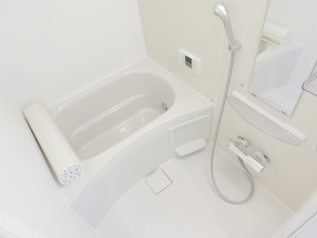 バス・シャワールーム　浴室換気乾燥機バスルーム